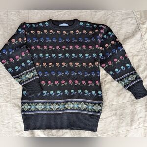 Vintage 100% Wool Flower Sweater S